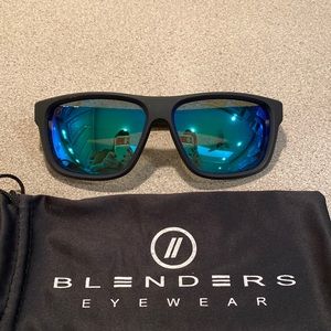 Discontinued Pioneer Spirit Blenders Like New!